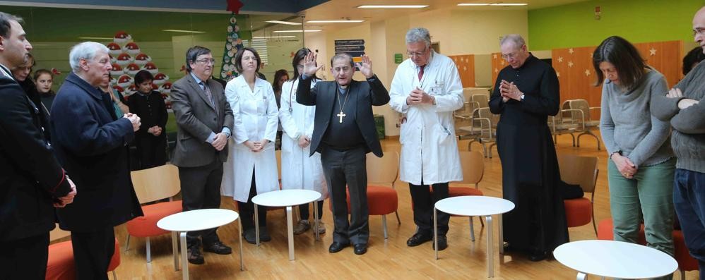 L’arcivescovo Mario Delpini in visita all ospedale san Gerardo e alla fondazione Maria Letizia Verga