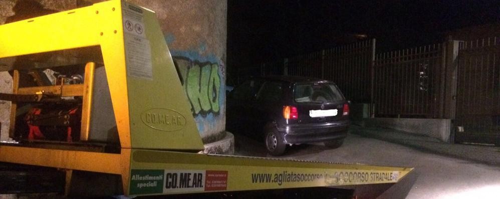 La rimozione forzata in via Longhi