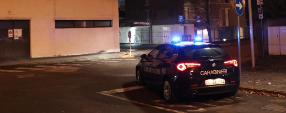 Stanno indagando i carabinieri di Desio