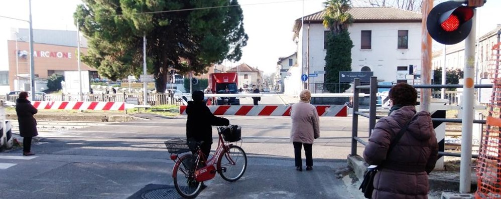 Passaggio a livello a Cesano Maderno