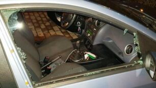 BRIOSCO - AUTO FINESTRINO SFONDATO