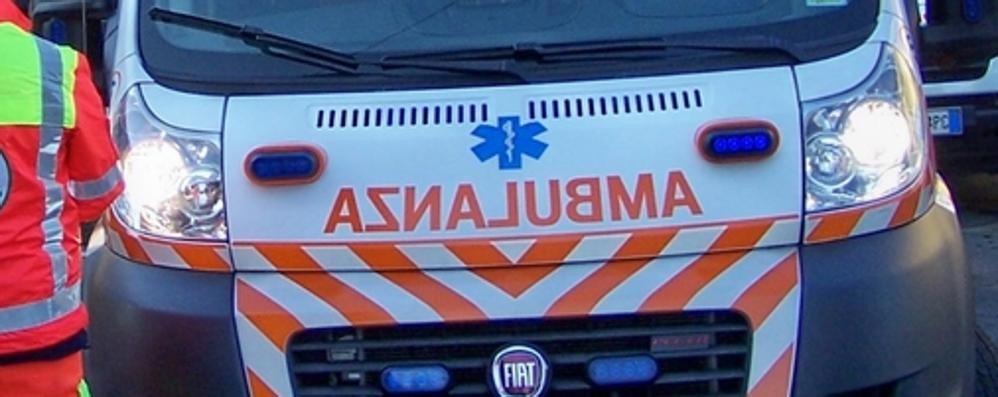 L'ambulanza ed i soccorritori sul posto