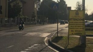 Arcore avvisi in paese dei cantieri via Gilera e Trento Trieste
