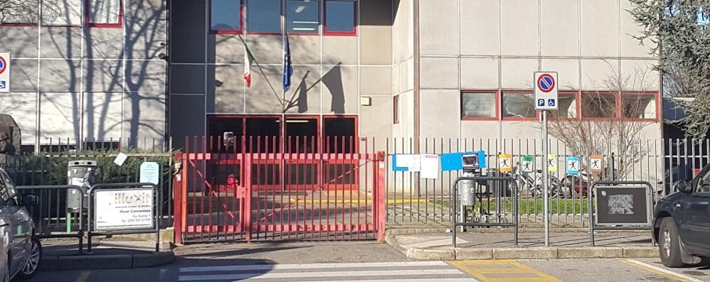 Concorezzo: scuola elementare via Ozanam