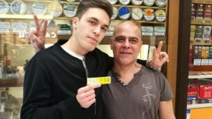 Busnago Lotteria Italia biglietto vincente venduto alla ricevitoria Fireboom di Fabio e Andrea Ambiveri
