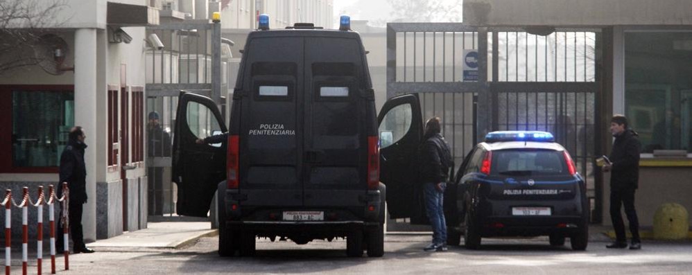 L’ingresso del carcere di Monza