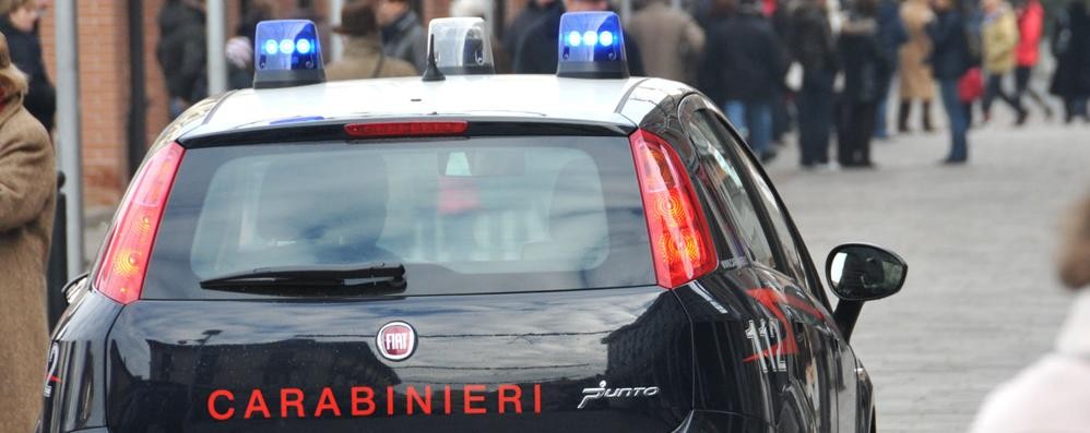Villasanta: ladri inseguiti dai carabinieri, ferito un 33enne monzese