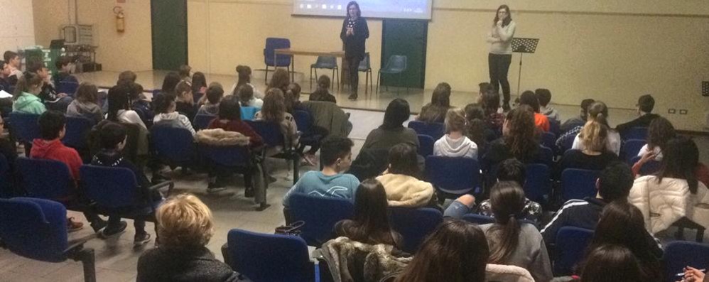 Lesmo, il Cittadino incontra gli studenti della scuola media don Milani