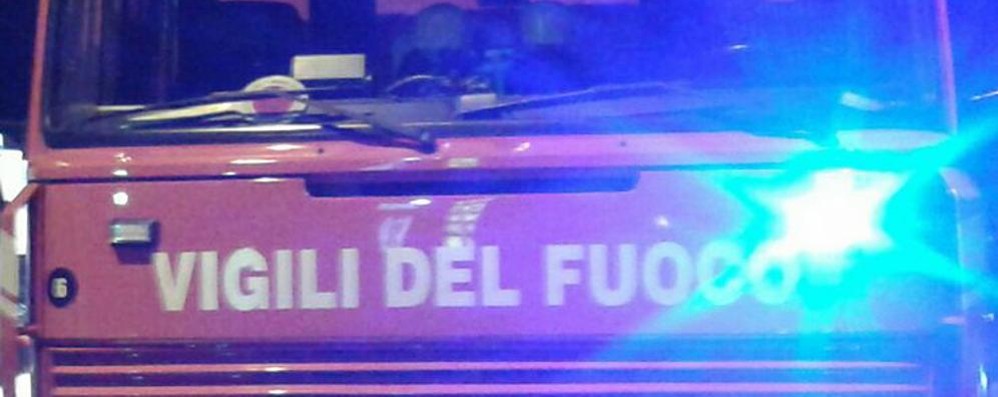 Un mezzo dei vigili del fuoco