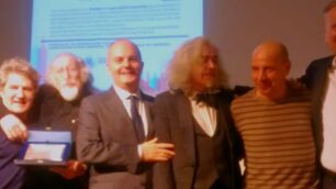 Da sinistra Andy dei Bluvertigo, Fausto Leali, Piero Cassano, Carlo Cappuccio, Morgan, Aldo Baglio e il sindaco Dario AlleviFoto Federica Fenaroli