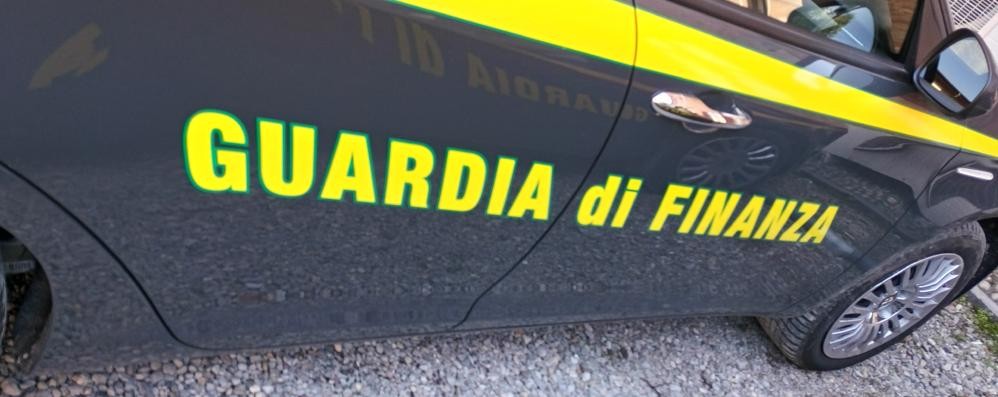 Guardia di finanza Monza nullatenente mezzago