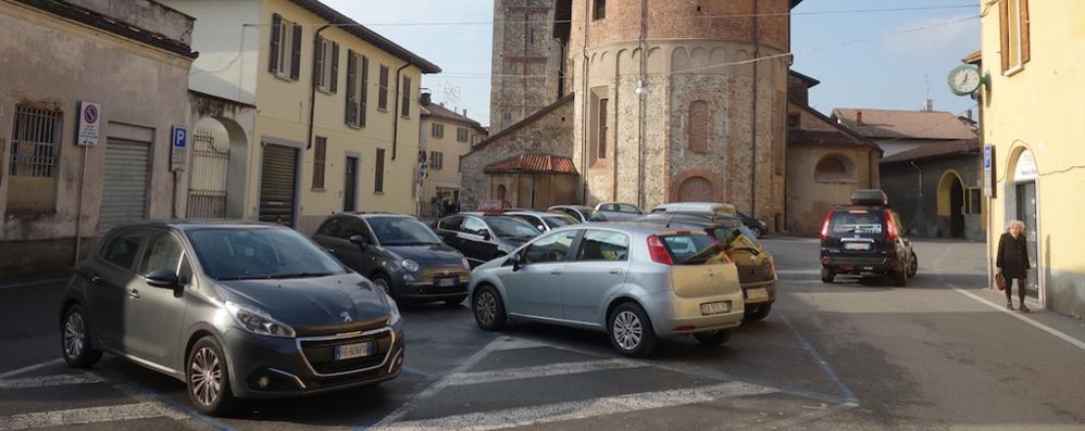 Piazza Castellana nel centro storico di Vimercate