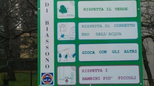 Biassono: i nuovi cartelli per i giardini pensati dai ragazzi delle scuole medie