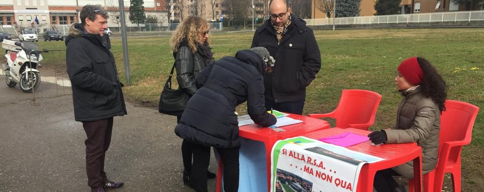 Arcore, la raccolta firme contro la Rsa in via Edison