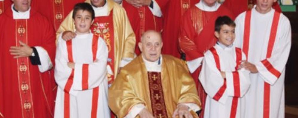 Besana in Brianza: don Antonio Salvioni in occasione dei festeggiamenti per i 50 anni di ordinazione, nel settembre 2017