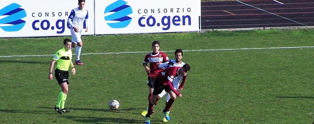 Calcio, Seregno: Matteo Barzotti in azione