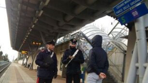i carabinieri alla stazione di Cesano Groane