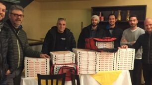 Da Ceriano Laghetto a Milano con una pizza per i senza tetto