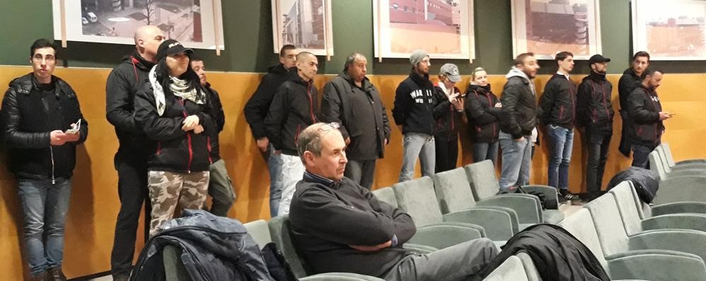 Forza Nuova in consiglio comunale alla discussione della mozione antifascista