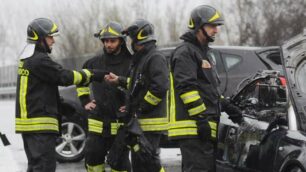 I vigili del fuoco impegnanti in un incidente