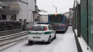 Le foto di neve e disagi a Monza e in Brianza