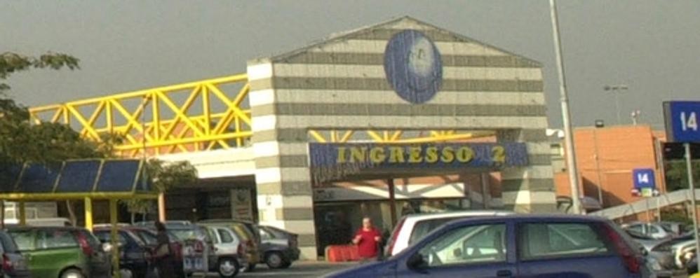 Il centro commerciale Globo di Busango