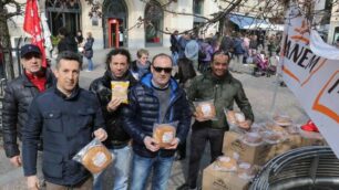 MONZA protesta Lavoratori Panem