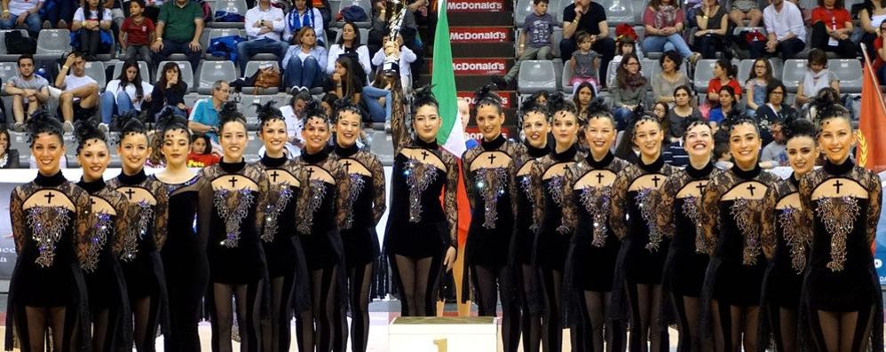 Pattinaggio, Monza precision Team di Astro Skating campione agli Europei in Spagna