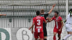 Calcio, Monza Monza - Olbia 3 - 0: il gol di Guidetti