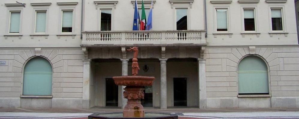 Seregno - politica Palazzo Landriani - Caponaghi, sede di rappresentanza del Comune di Seregno