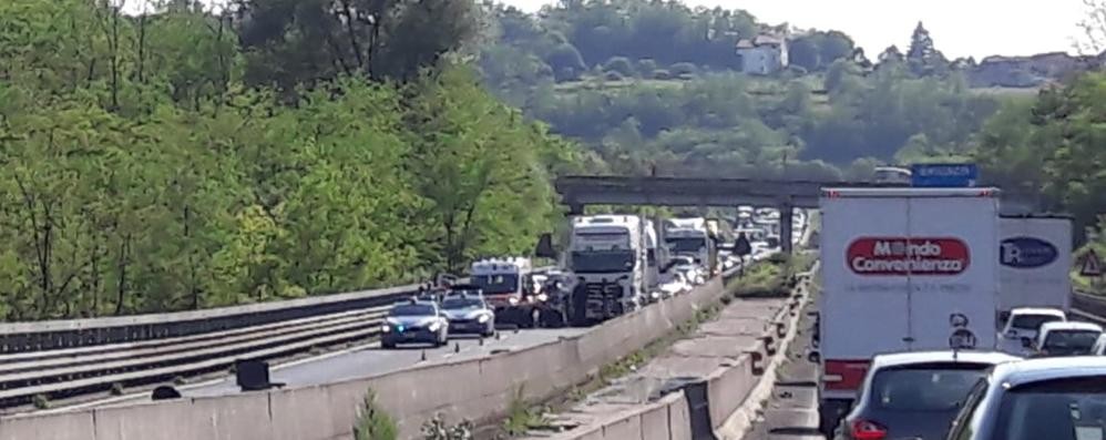 Statale 36 incidente più veicoli Briosco nord