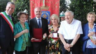 Monza Benemerenze san Giovanni 2018: i slindaco Allevi, Anna Sorteni, Carlo Cappuccio, Antonella Vezzani, Gian Nava e la moglie di Angelo Gironi