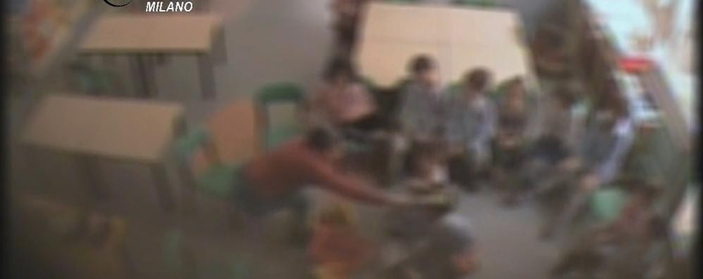 Varedo maestra arrestata maltrattamenti bambini asilo: colpo di giornale