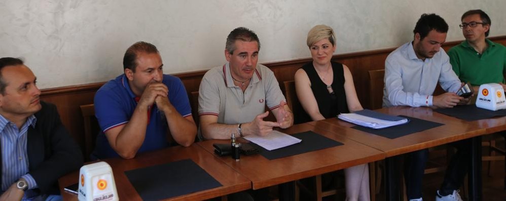 Monza, la conferenza stampa sul caso dei carabinieri