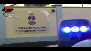 Monza, sgominata banda di ladri e ricettatori di auto di lusso: il VIDEO del colpo