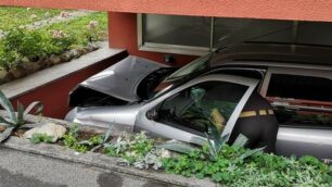 Seregno incidente via Correnti