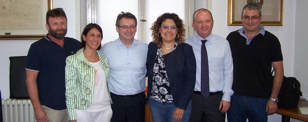 Seveso - Da sinistra, Antonio Santarsiero, Alessia Borroni, Luca Allievi, Ingrid Pontiggia, David Galli e Natale Alampi