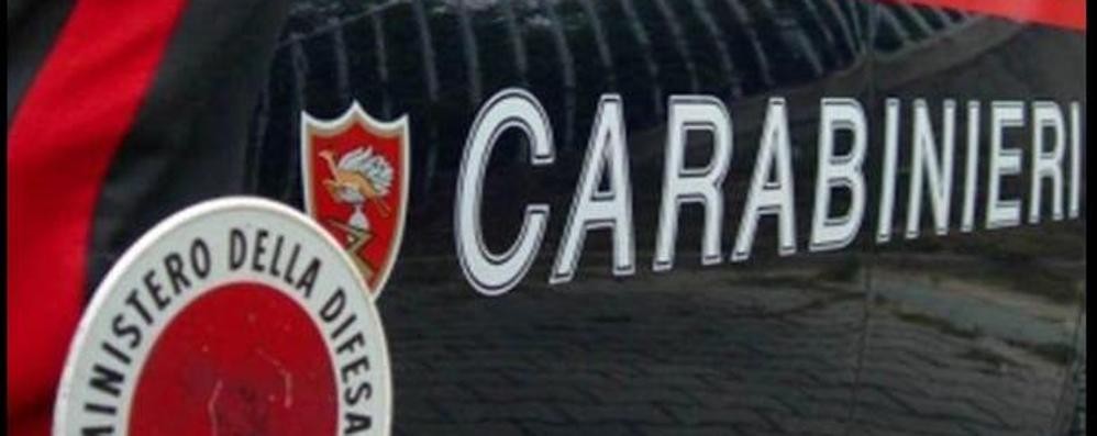 Un'auto dei carabinieri