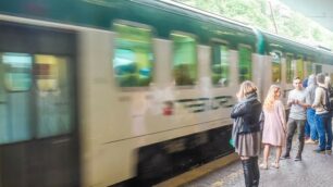 Trenord disagi pendolari, ritardi, treni cancellati,