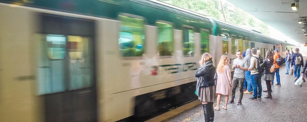 Trenord disagi pendolari, ritardi, treni cancellati,