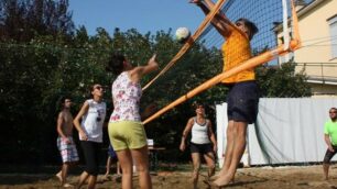 Sfide a beach volley: domenica 17 saranno in viale Lombardia