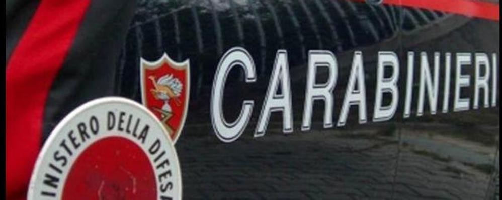 Un'auto dei carabinieri