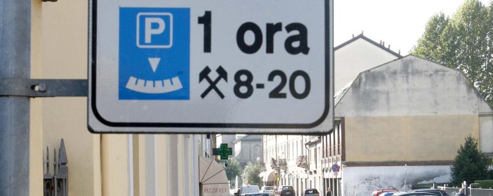 Parcheggi disco orario