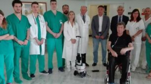 Lo staff di pneumologia con l’apparecchio