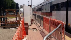 Lavori alla stazione di Seveso in una foto d’archivio