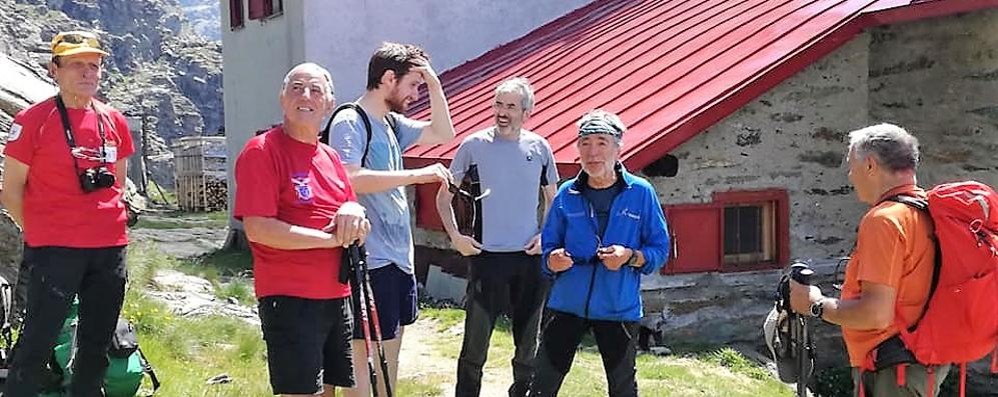 Seregno - L'arrivo del sindaco al rifugio