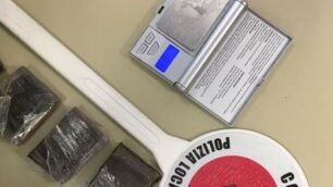 Stazione di Monza: nascosto in una canalina un bilancino per pesare la droga