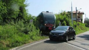 Besanino guasto passaggio a livello - foto diffusa da Alessandro Corbetta