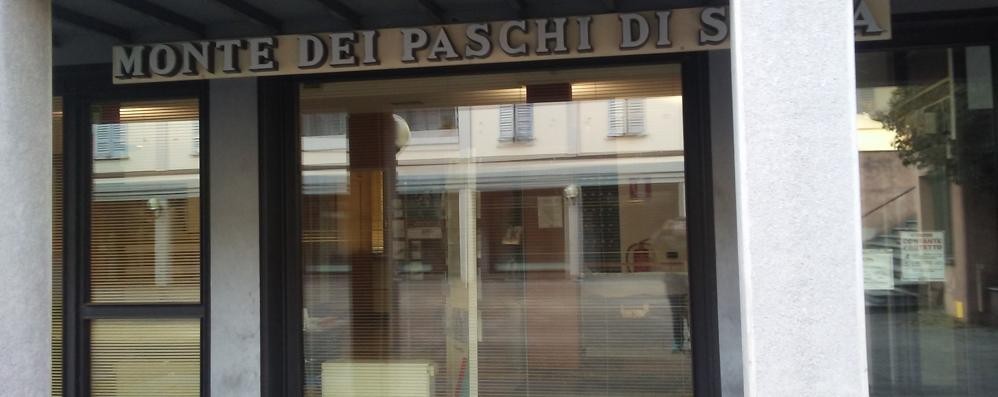 La filiale del Monte dei Paschi di Siena chiusa da qualche mese
