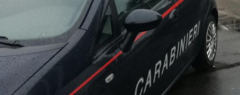 Un’auto dei carabinieri